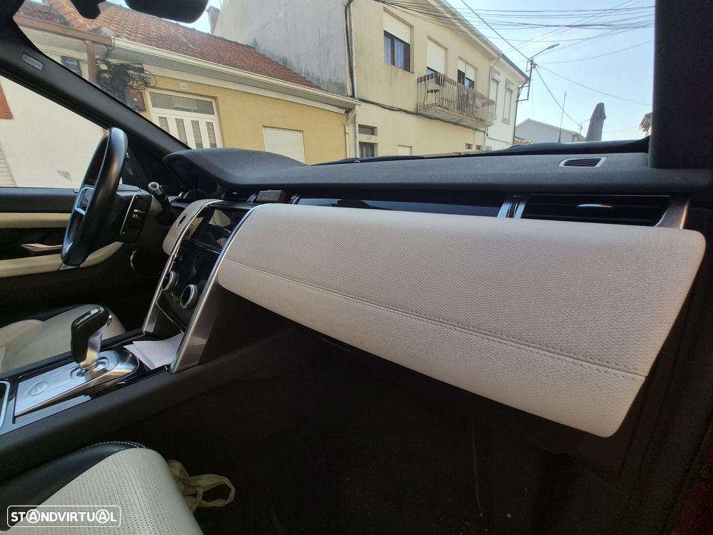 Land Rover Discovery Sport - 14