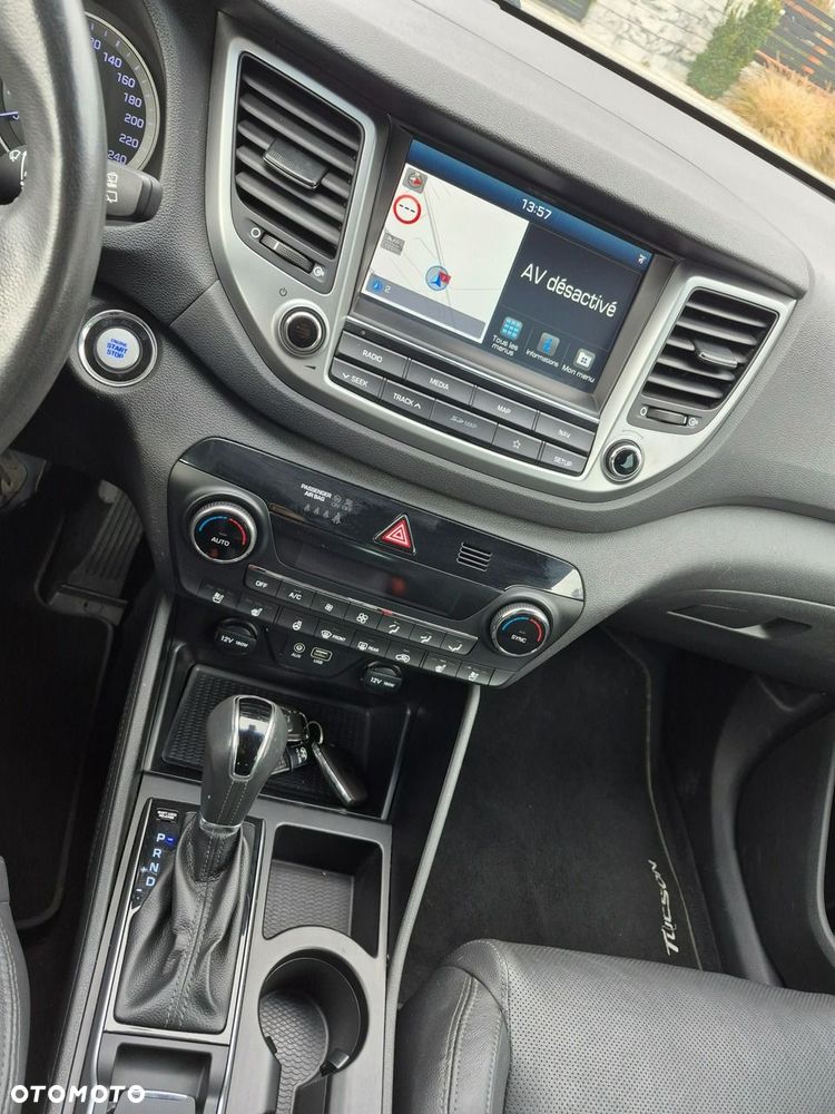 Hyundai Tucson - 11