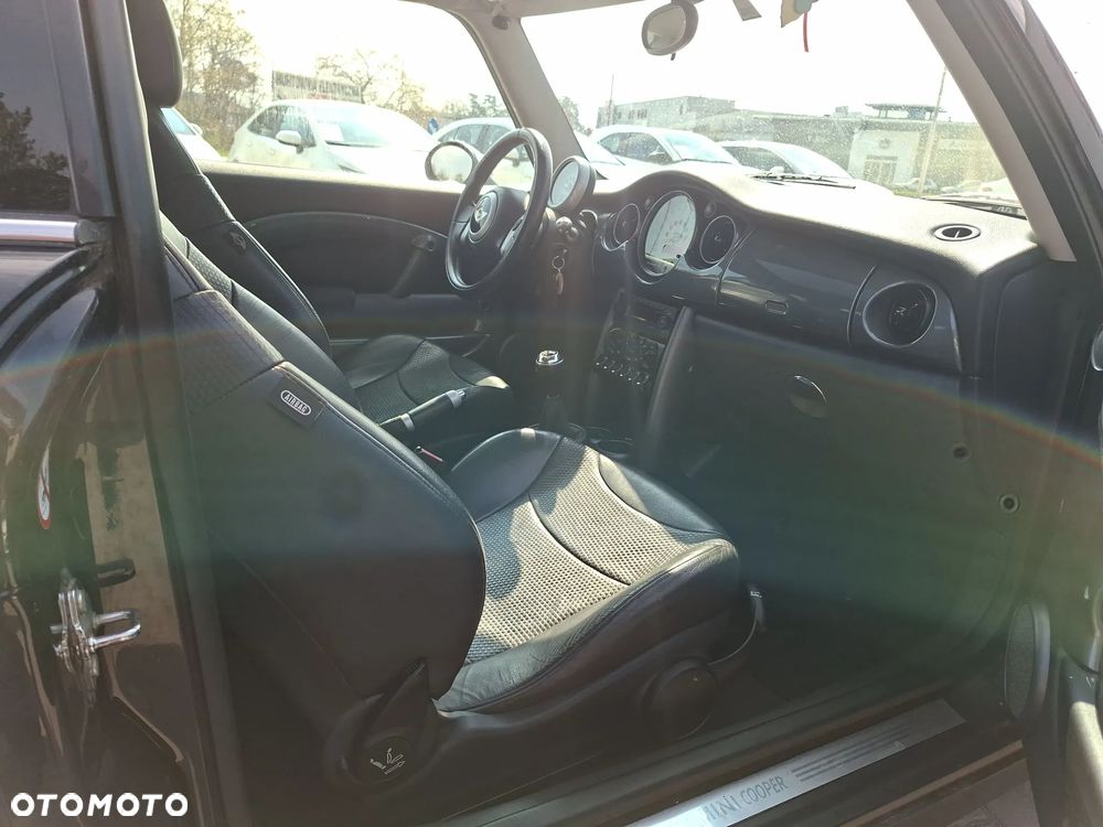 MINI Cooper Standard - 19