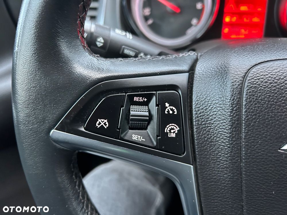 Opel Astra 1.6 D (CDTI) Start/Stop Business - 38