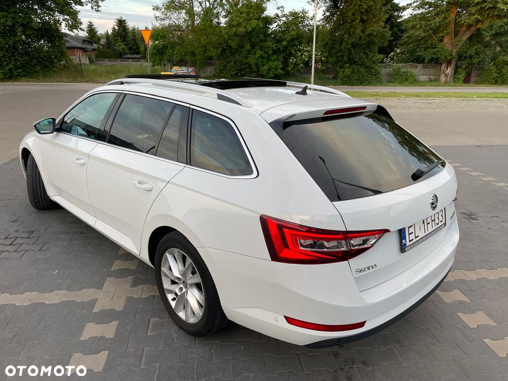 Skoda Superb 2.0 TDI Style - 7