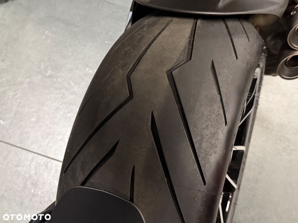 Ducati Diavel - 11