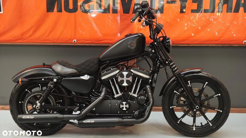 Harley-Davidson Sportster - 1