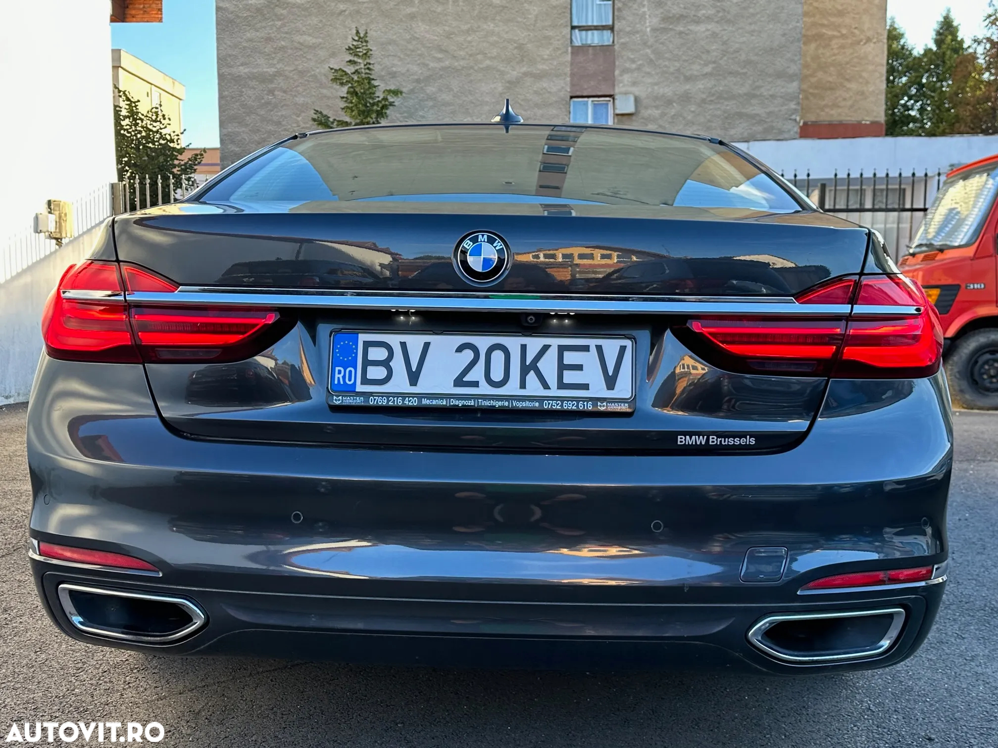 BMW Seria 7 - 18