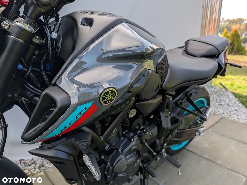 Yamaha MT - 21