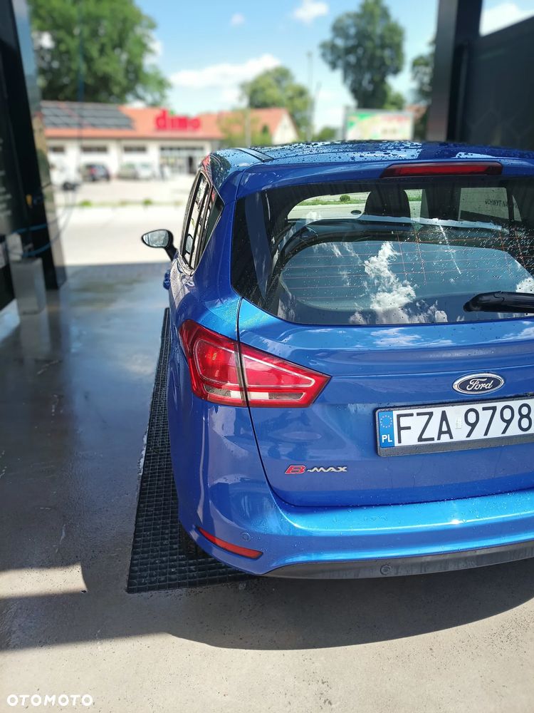 Ford B-MAX 1.0 EcoBoost Titanium - 4