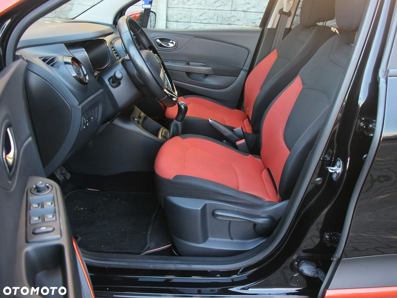 Renault Captur - 10