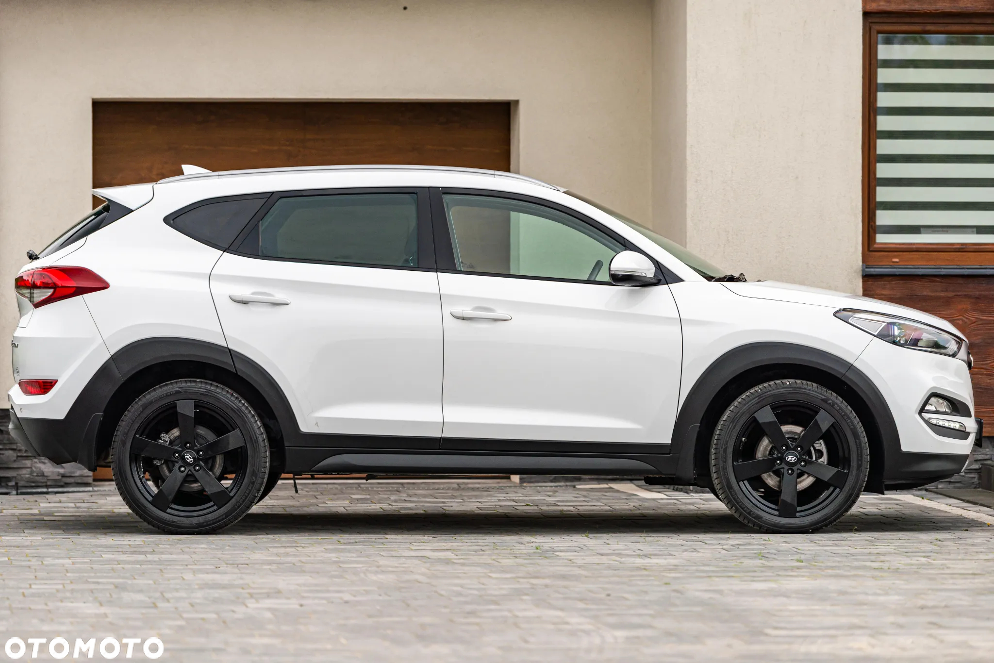 Hyundai Tucson blue 1.7 CRDi 2WD DCT Premium - 19