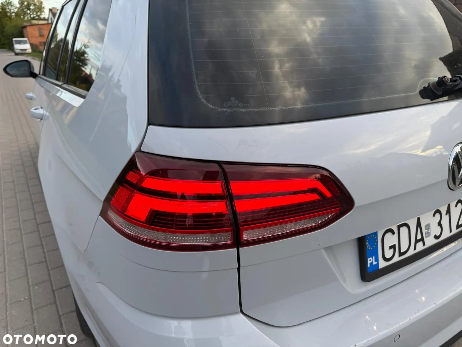 Volkswagen Golf VII 1.6 TDI BMT Start - 8