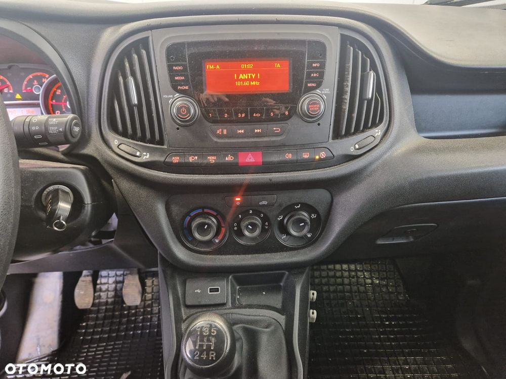 Fiat Doblo Cargo - 16