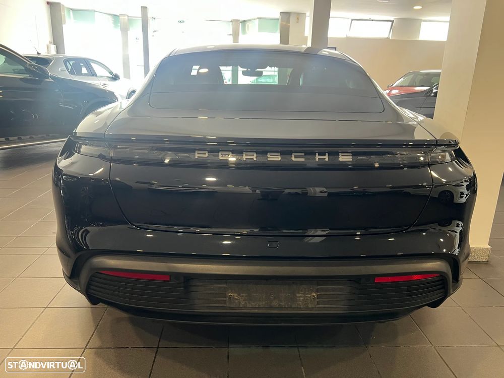 Porsche Taycan Bateria Performance Plus - 7