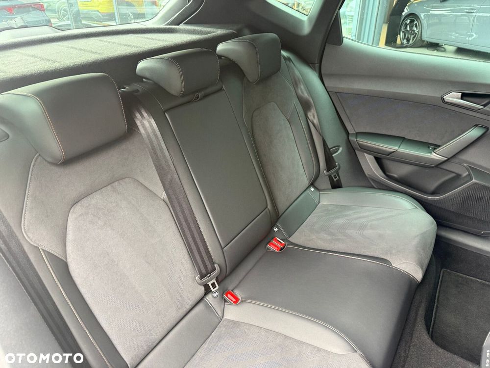 Cupra Formentor 1.5 eTSI mHEV DSG - 16