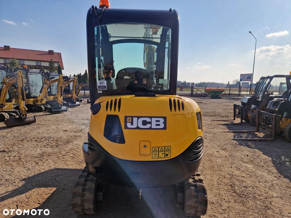 JCB 8026 CTS 2023r przebieg 400mtg  jak nóweczka JCB TLT 30D - 7