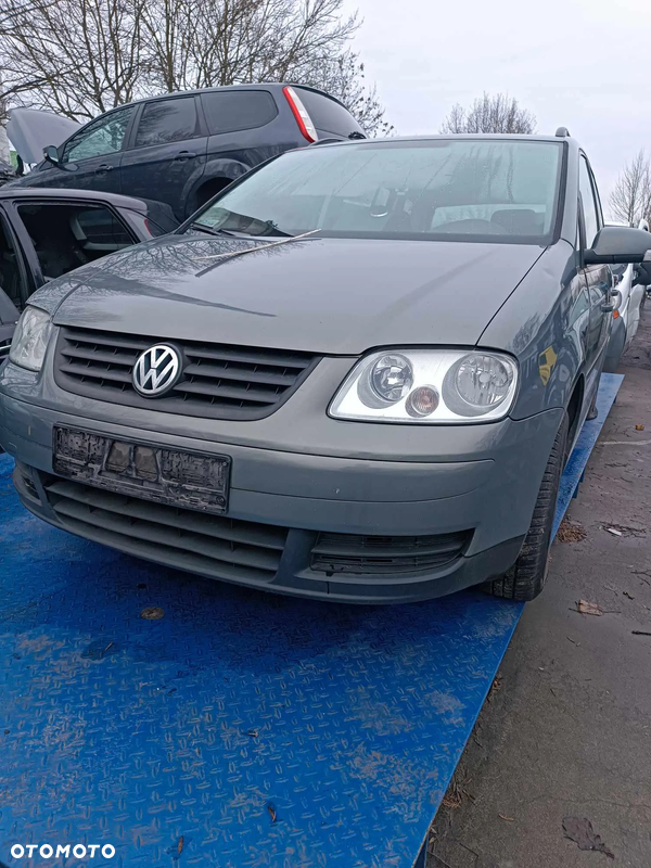 Części-Volkswagen Touran 2004r. 1,9 diesel