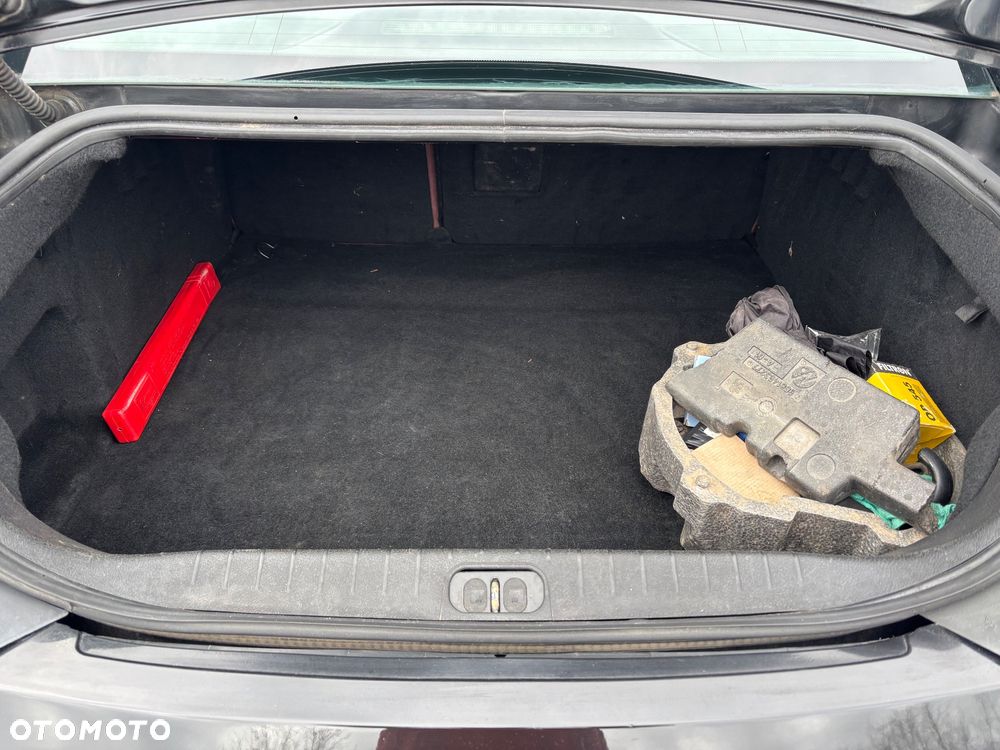 Peugeot 407 3.0 V6 Sport - 26