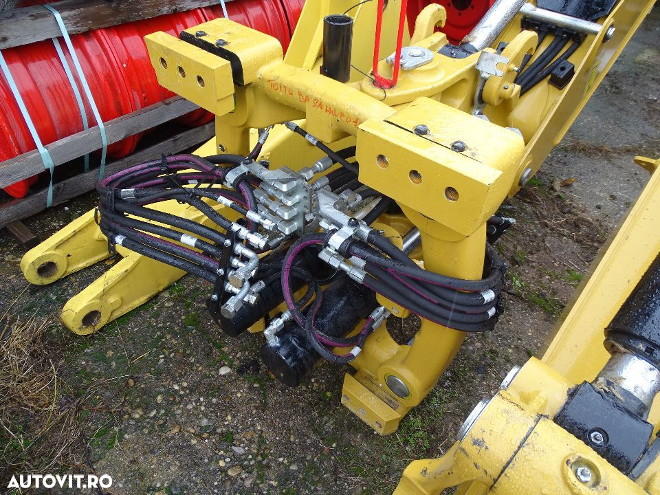 Brat  buldoexcavator Caterpillar 428 F2 , Nou - 9