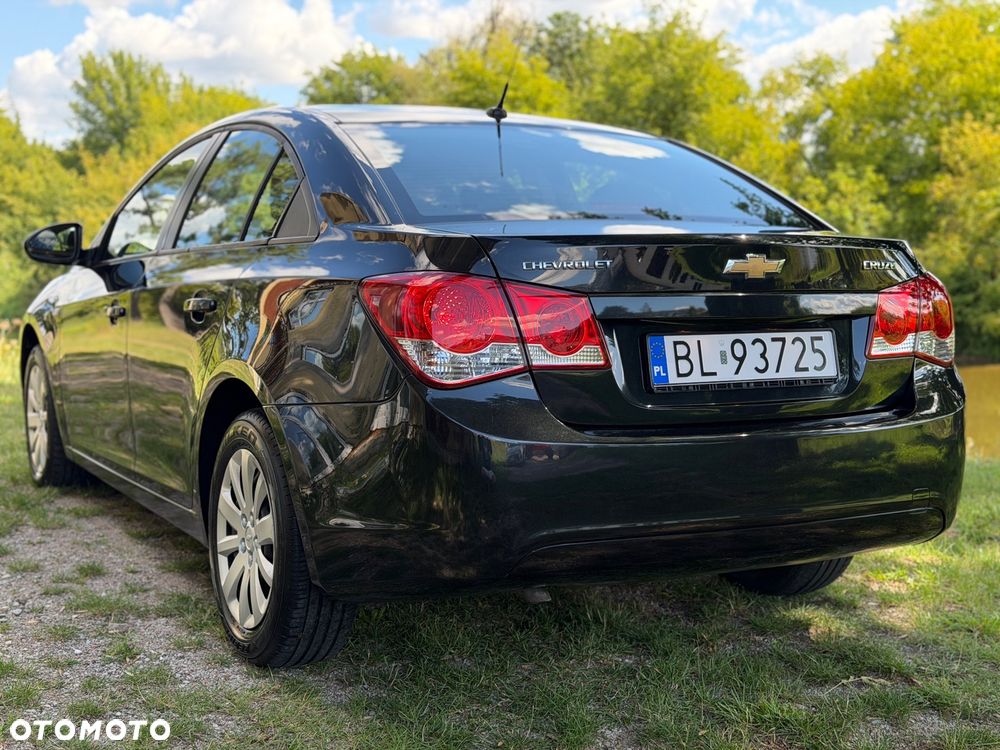 Chevrolet Cruze 1.8 LT+ - 10