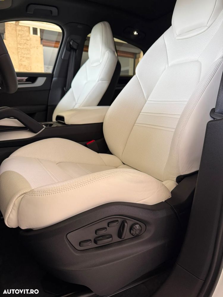 Porsche Cayenne Coupe - 8