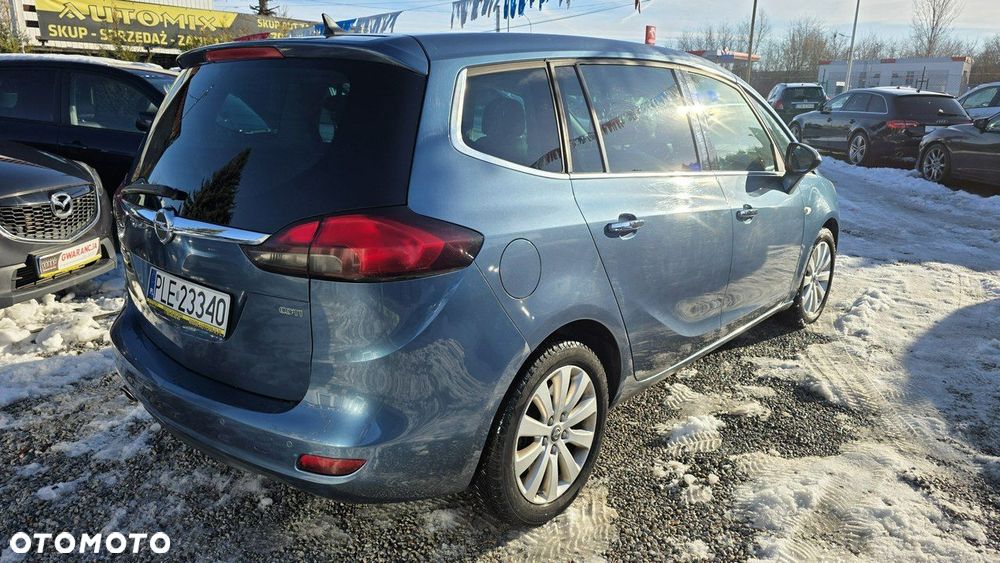 Opel Zafira - 13