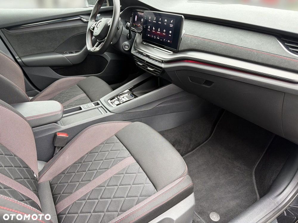 Skoda Octavia 2.0 TDI RS DSG - 36
