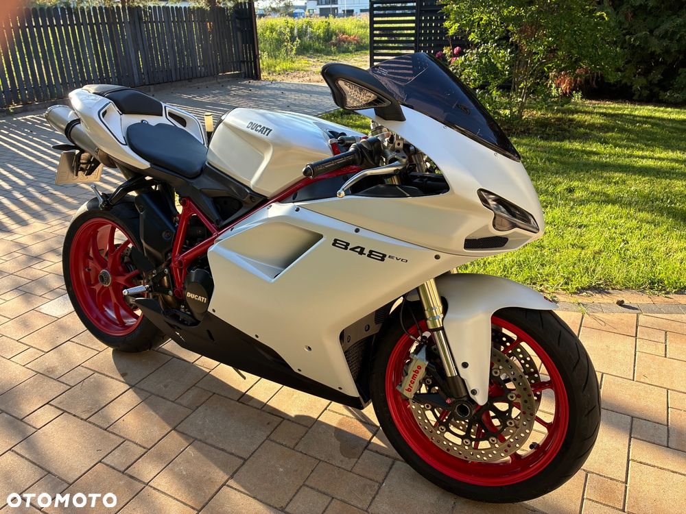 Ducati 848 - 9