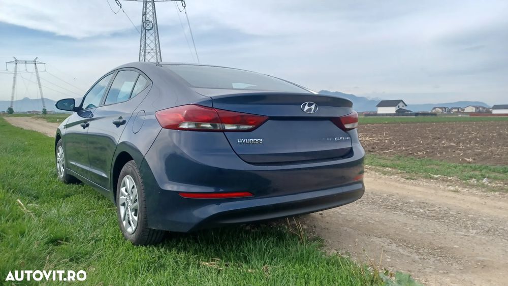 Hyundai Elantra 1.6 MPi Classic - 4