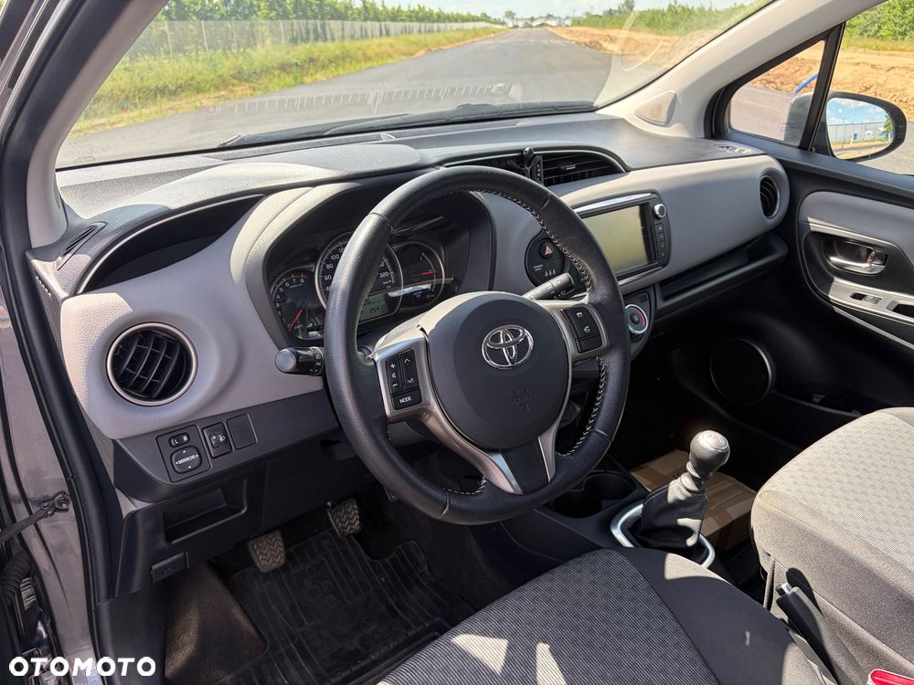 Toyota Yaris 1.33 Active EU6 - 13