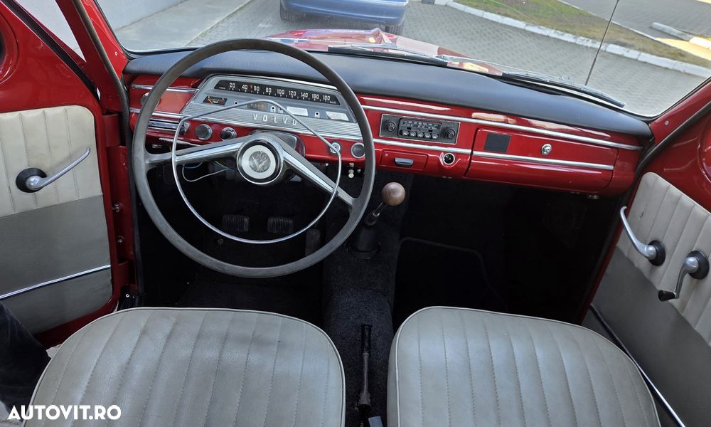 Volvo Amazon - 3