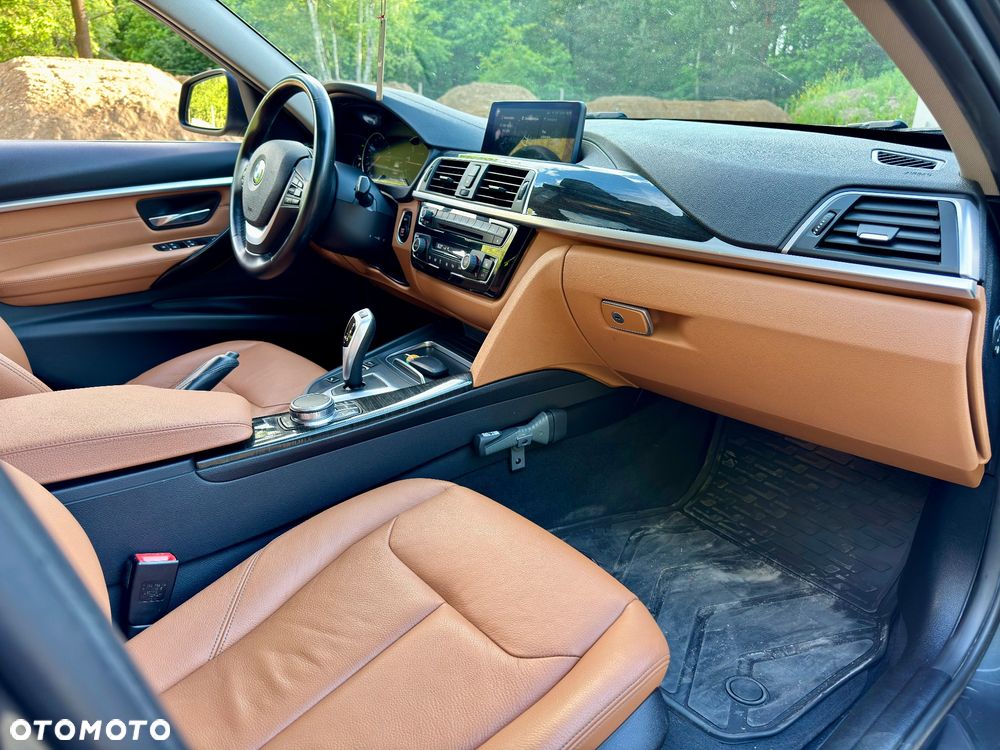 BMW Seria 3 320i GPF Luxury Line sport - 26