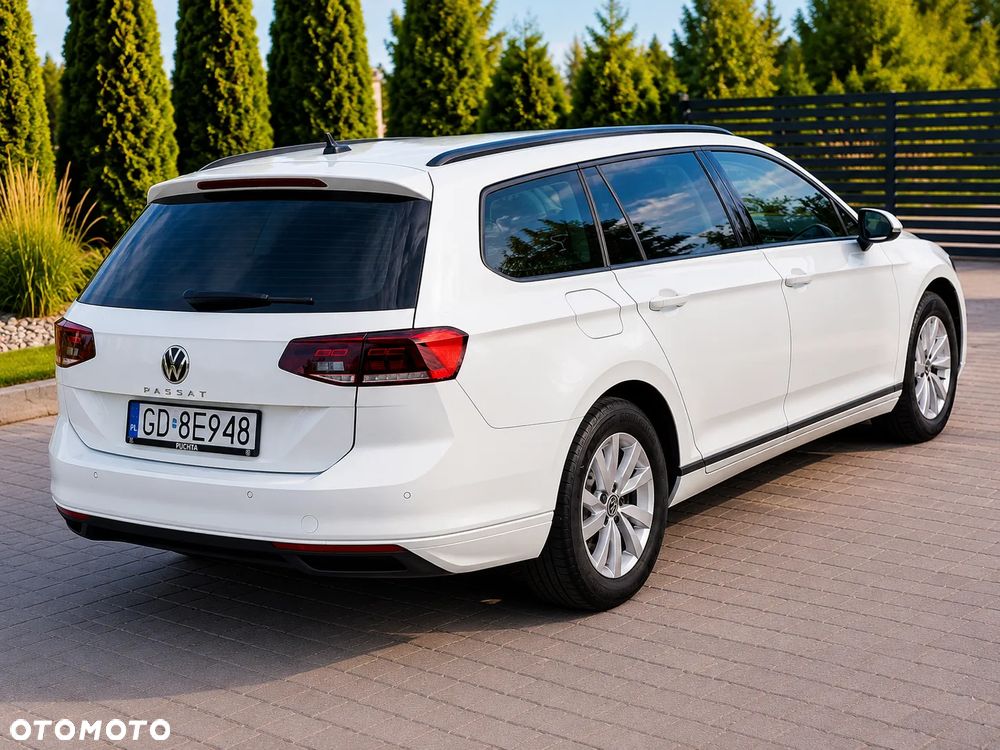 Volkswagen Passat - 3