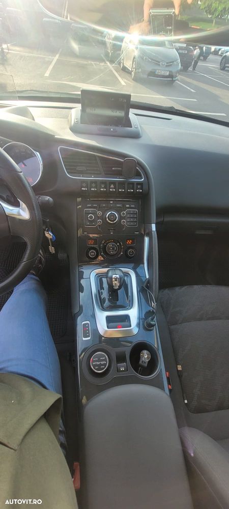 Peugeot 3008 - 6