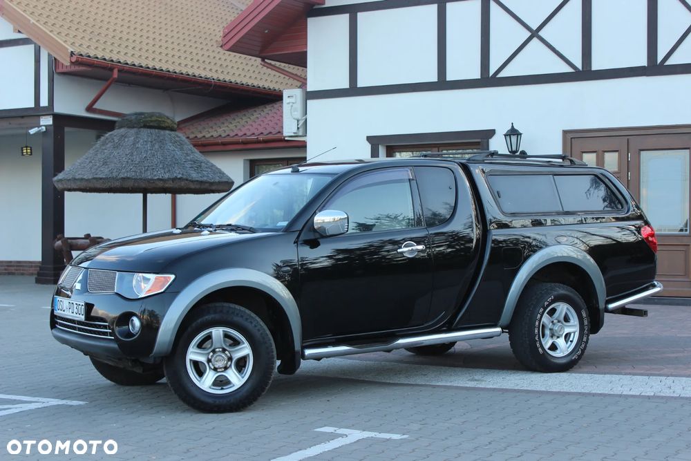 Mitsubishi L200 Pick Up 4x4 Intense Club Cab - 20