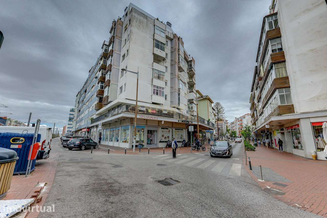 T1 junto à Estação da Amadora com Elevador - Grande imagem: 2/22