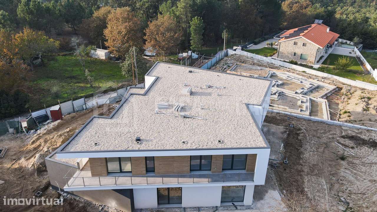 Moradia Geminada V3 em Rebordinho - Grande imagem: 5/18