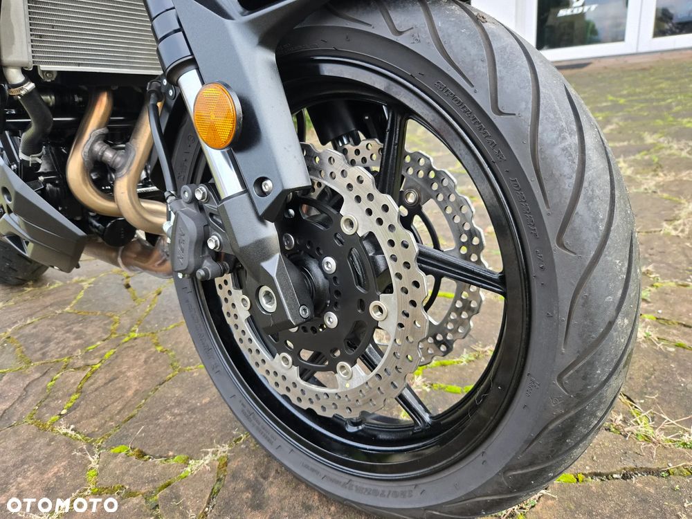 Kawasaki Versys 650 - 22