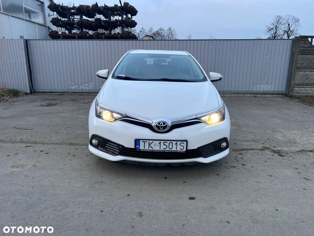 Toyota Auris 1.33 VVT-i Premium Comfort - 5