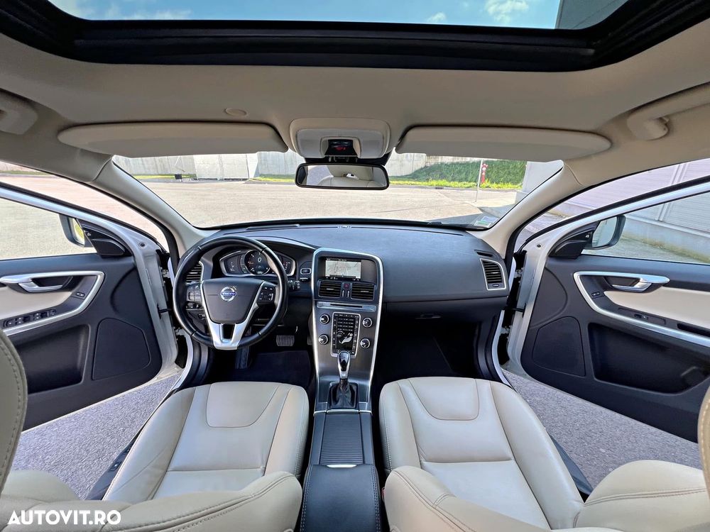 Volvo XC 60 D4 Geartronic Summum - 12