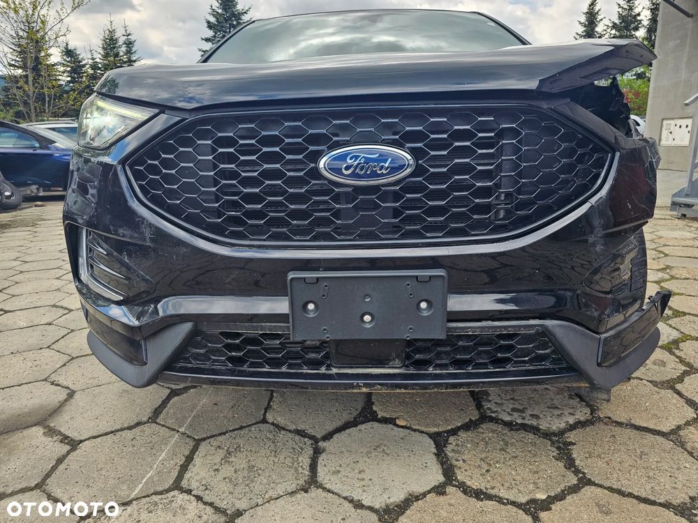 Ford Edge - 9