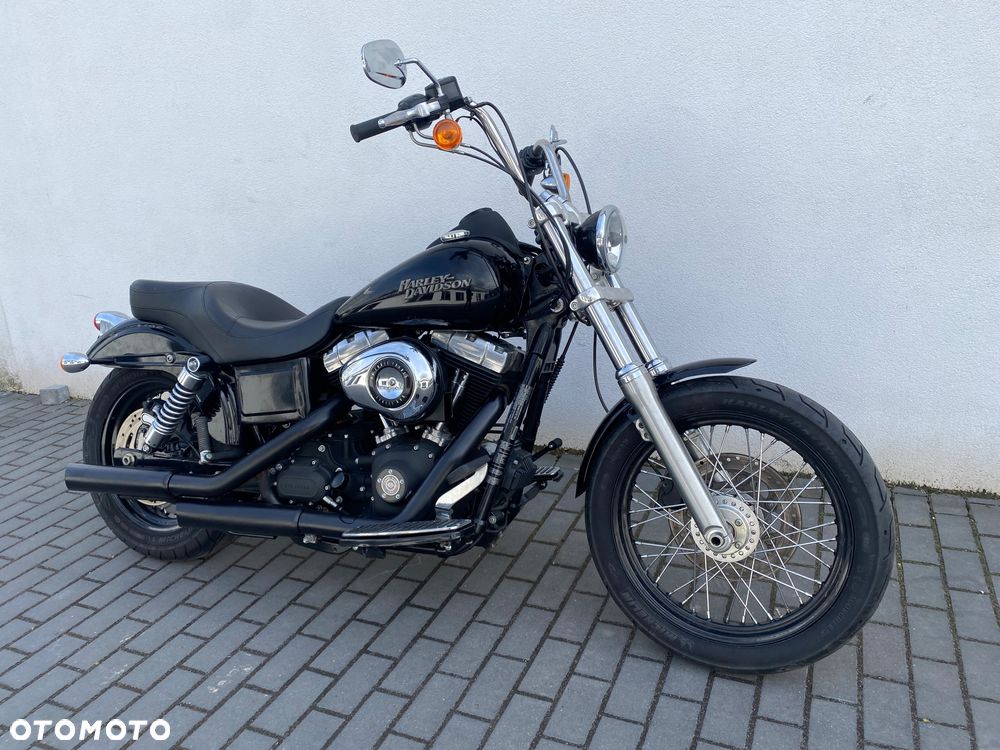 Harley-Davidson Dyna Street Bob - 4