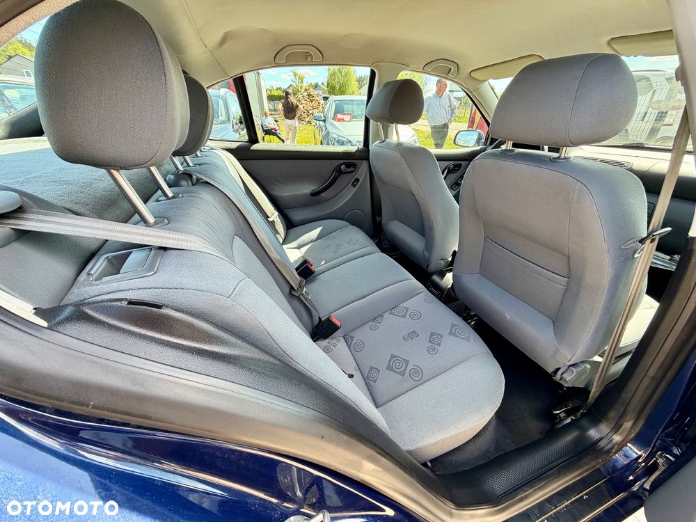 Seat Leon 1.6 Sport - 9