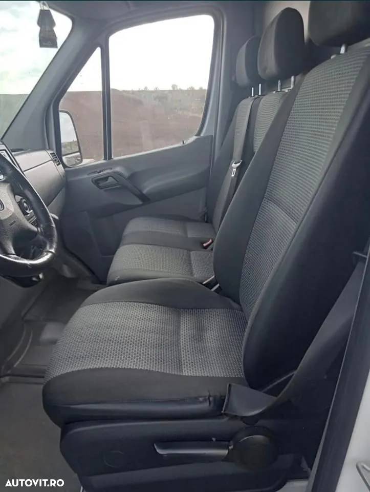 Mercedes-Benz Sprinter - 6