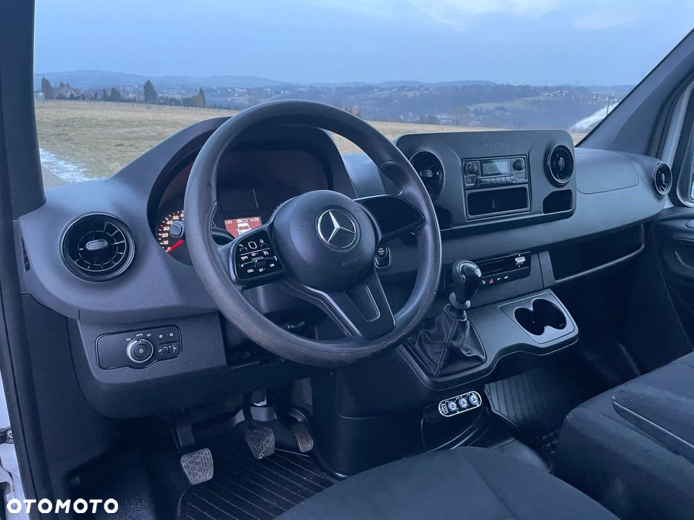 Mercedes-Benz Sprinter 314 - 12