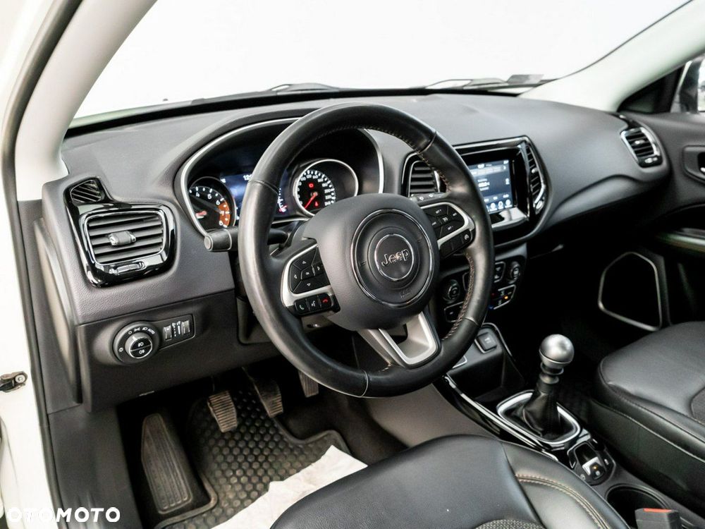 Jeep Compass 1.4 TMair Limited FWD S&S - 24