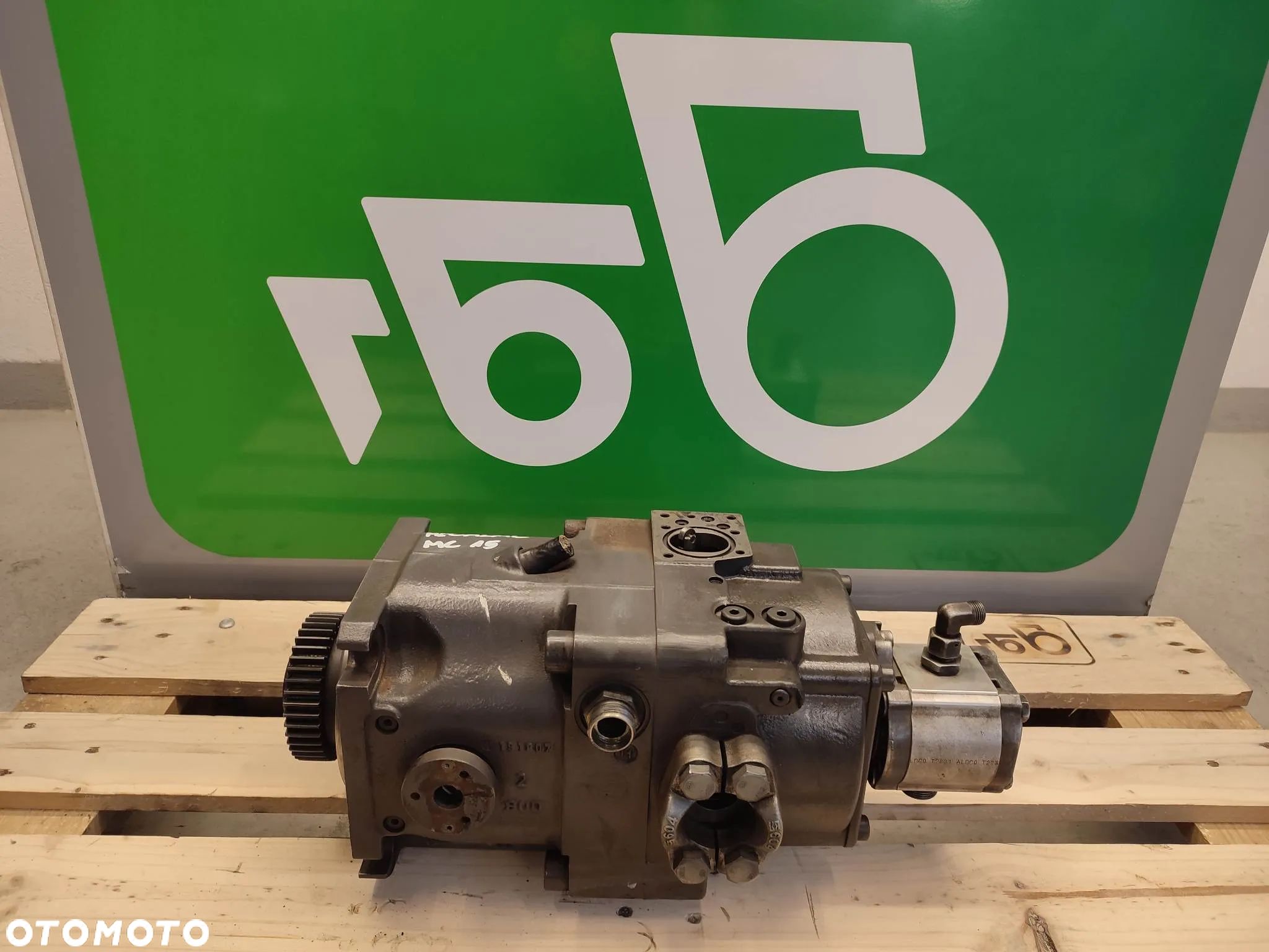 Pompa hydrauliczna Mecalac Mc 15 (A11VL0130LE1S1) - 1