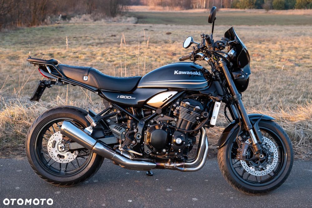 Kawasaki Z 900 RS - 4