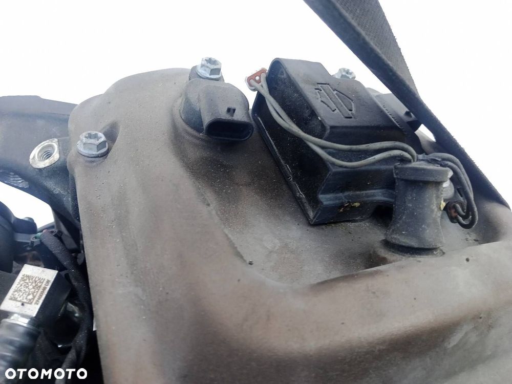 SILNIK REVOLUTION HARLEY DAVIDSON SPORTSTER S 1250 - 8