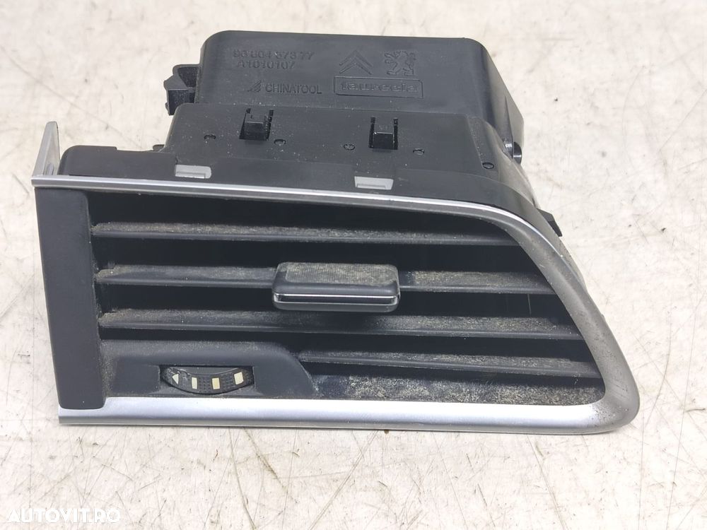 Grila ventilatie bord 9686457377 Peugeot 508 1 [2010 - 2014] 2.0 hdi - 1