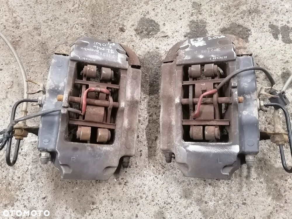 Zacisk Tył Tylny Lewy Prawy Brembo Touareg 7L - 1