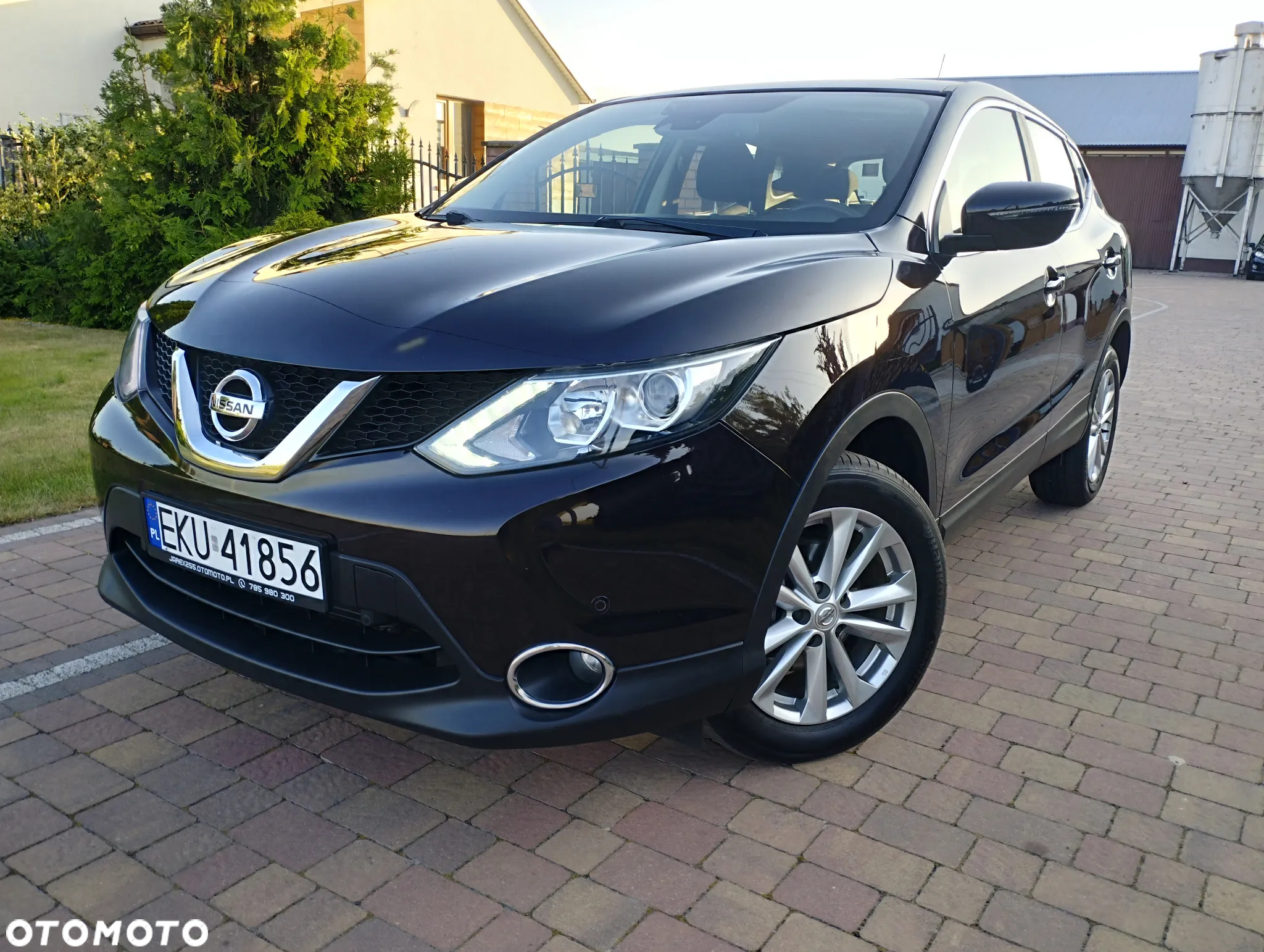 Nissan Qashqai 1.2 DIG-T Xtronic TEKNA - 2