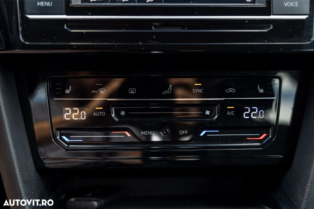 VOLKSWAGEN Passat 2023 — imagine 19